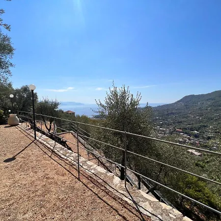 Altido Renata Villa